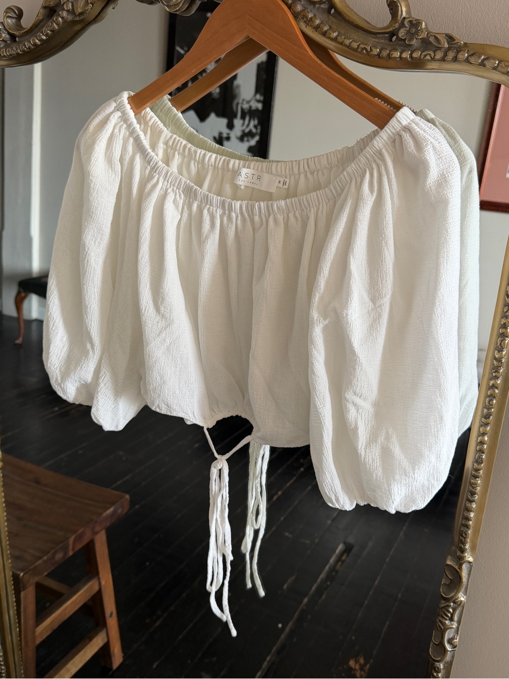 Astr White Off-Shoulder Cropped Peasant Top